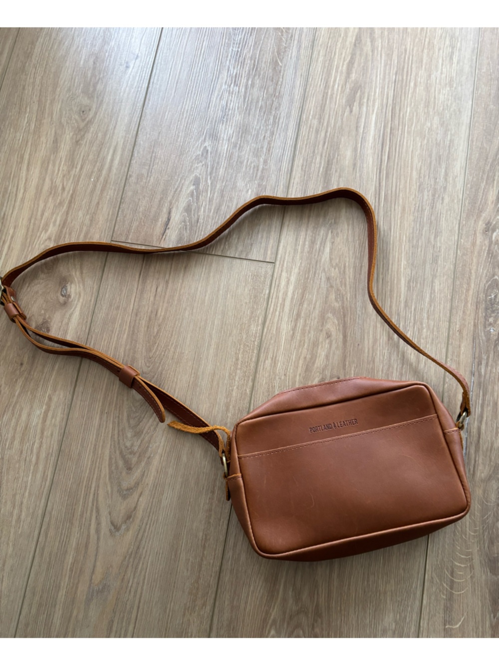 Portland Leather Camera Bag Purse Brown Adjustable Strap Zipper large